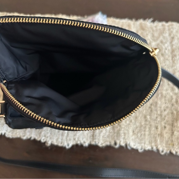 Marc Jacobs Preppy Nylon Mini Natasha Crossbody Bag Black EUC!! - Picture 10 of 12